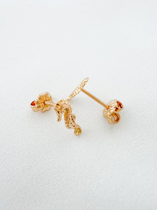 SEAHORSE STUDS